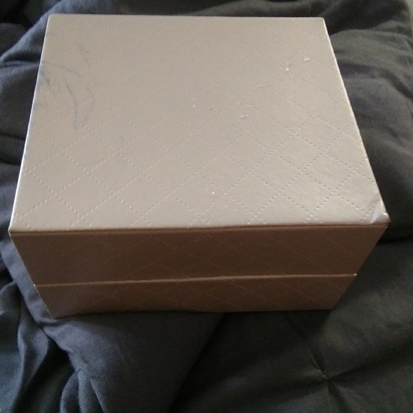 Watch set brand new - Picture 2 of 3